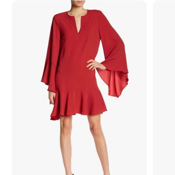 BCBGMaxAzria Dresses & Skirts - BCBGMAXAZRIA teegan split neck ruffle dress